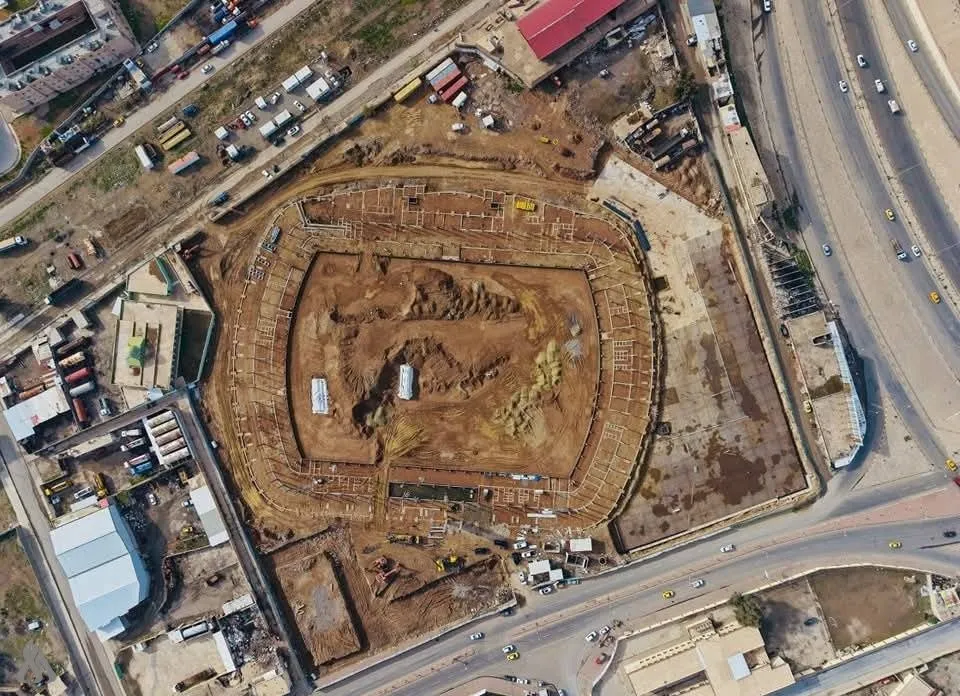ملعب نينوى الأولمبي في الموصل.. مشروع متعثر يثير غضب الشارع الرياضي وسط توقف يمتد لسنوات
