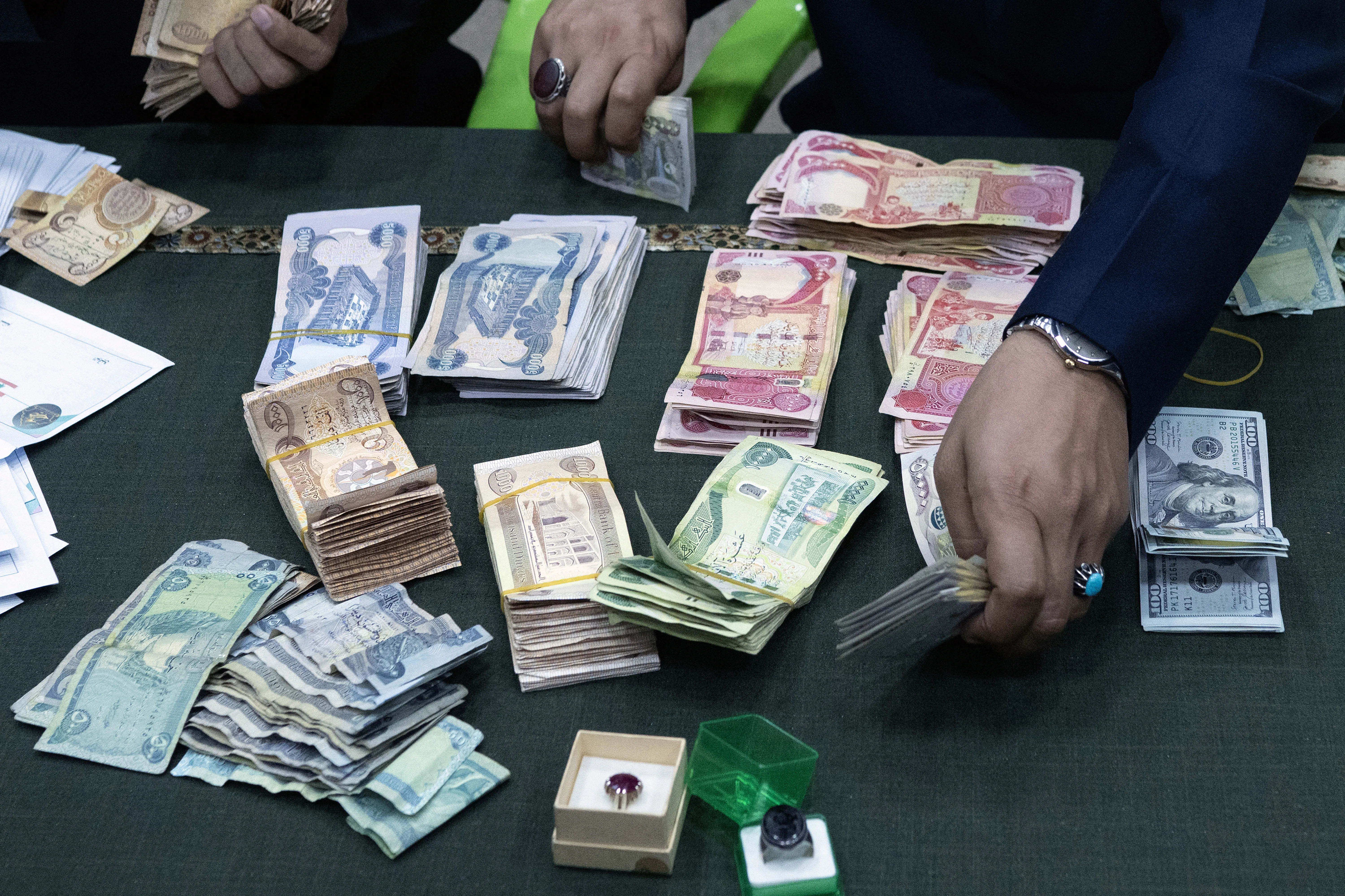 حذف أصفار الدينار العراقي يقترب من مرحلة جديدة.. و2027 موعد محتمل لاستبدال العملة